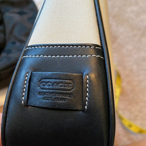 Coach Clip Lock Canvas & Black Leather Trim Shoulder Bag Handbag Vintage 7774 - Picture 9 of 9